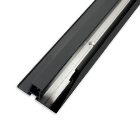 Karniesen-Blende VISOR mit Lichtlinienoption für Gardinenprofil Curtain, schwarz RAL 9005